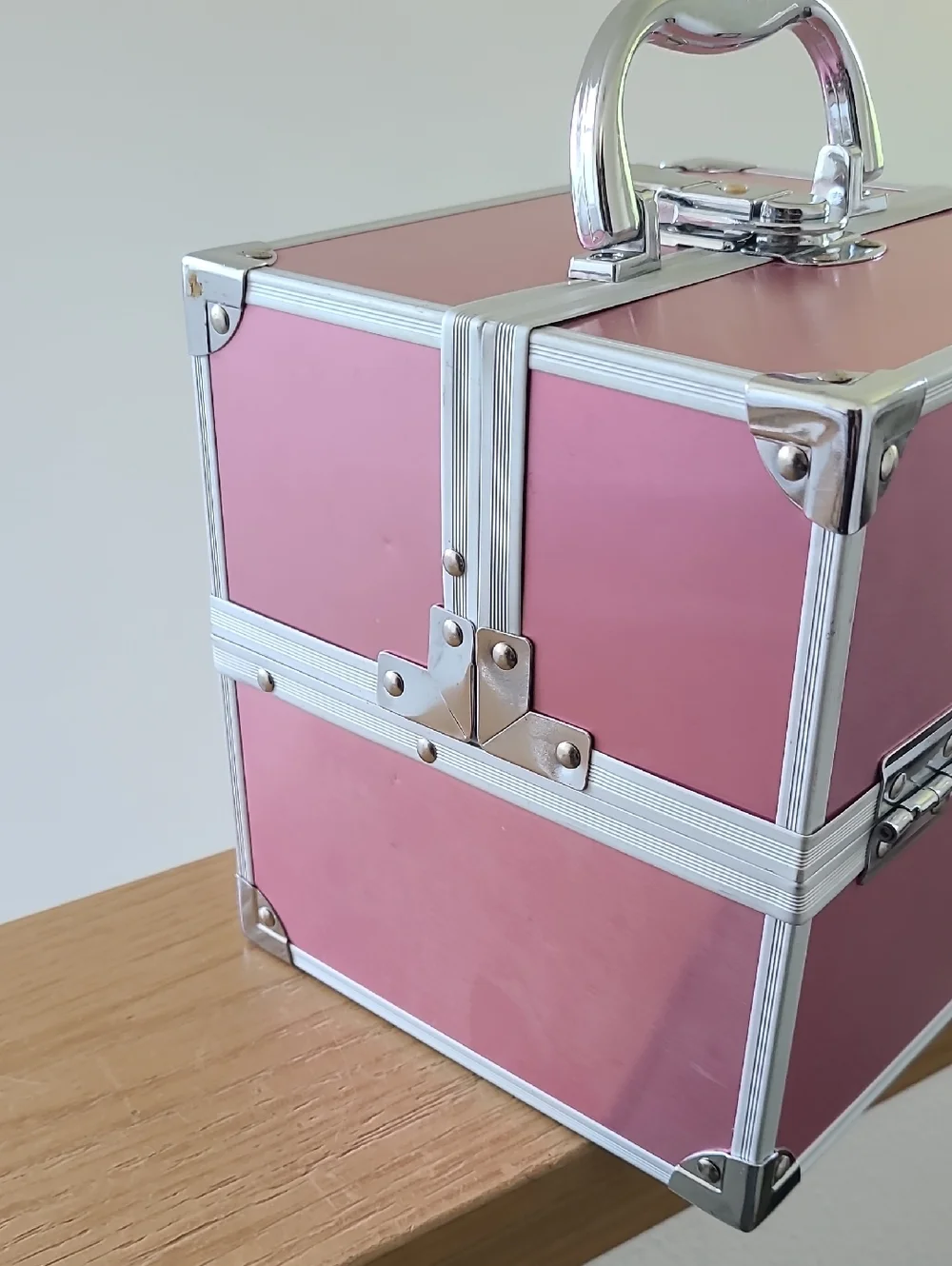 Caboodles Metallic Pink Train Case Makeup Box